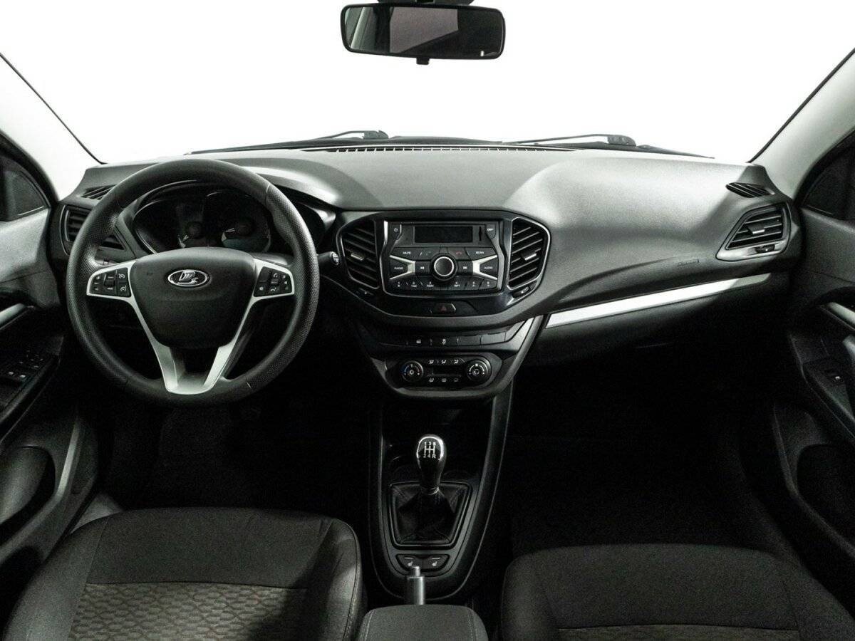 Lada (ВАЗ) Vesta с пробегом — 2019 год. Фото: #12