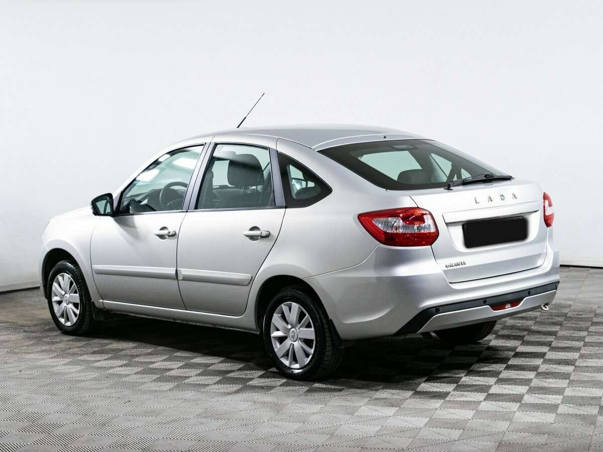 Lada (ВАЗ) Granta с пробегом — 2020 год. Фото: #6