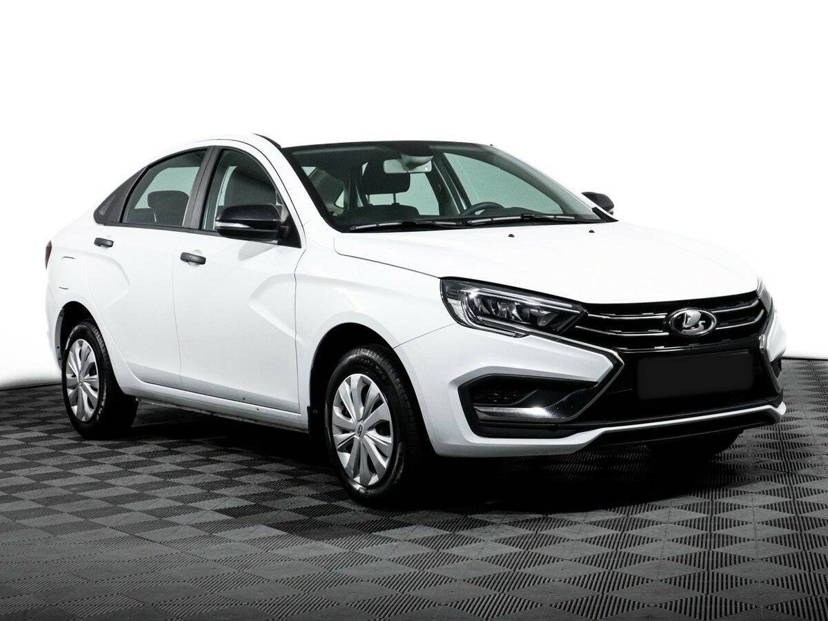 Lada (ВАЗ) Vesta с пробегом — 2023 год. Фото: #2