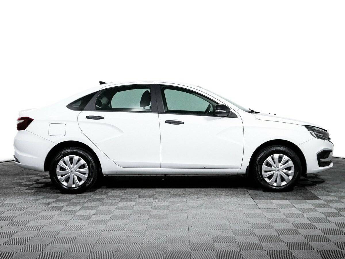 Lada (ВАЗ) Vesta с пробегом — 2023 год. Фото: #3