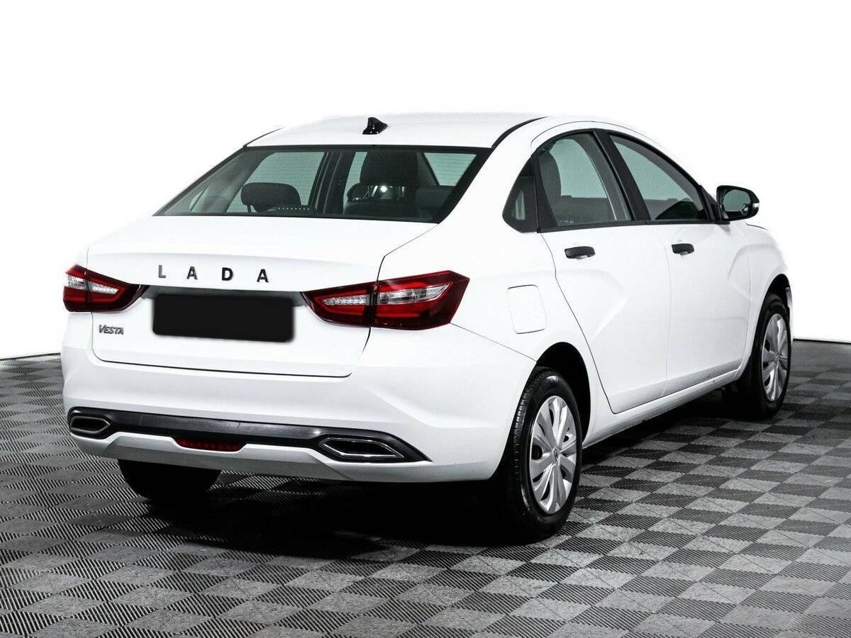 Lada (ВАЗ) Vesta с пробегом — 2023 год. Фото: #4