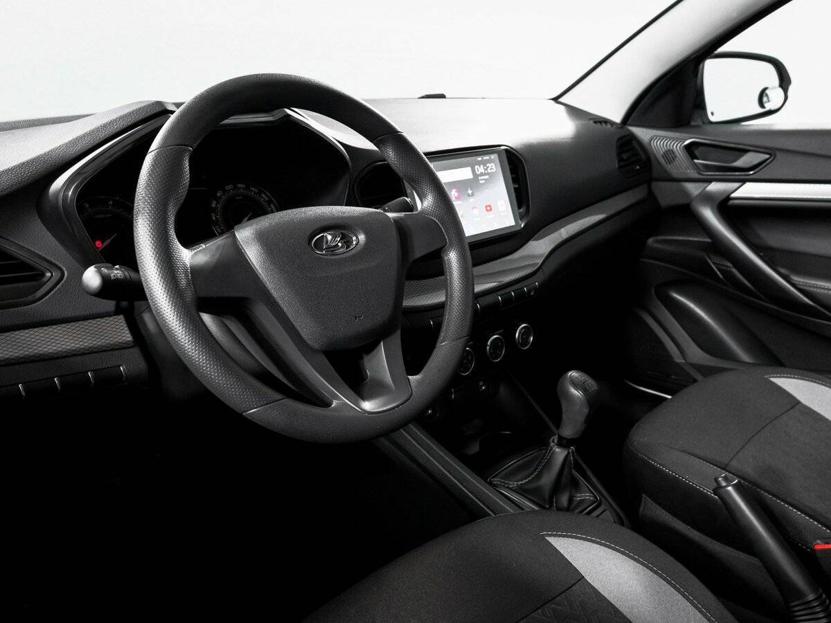 Lada (ВАЗ) Vesta с пробегом — 2023 год. Фото: #13