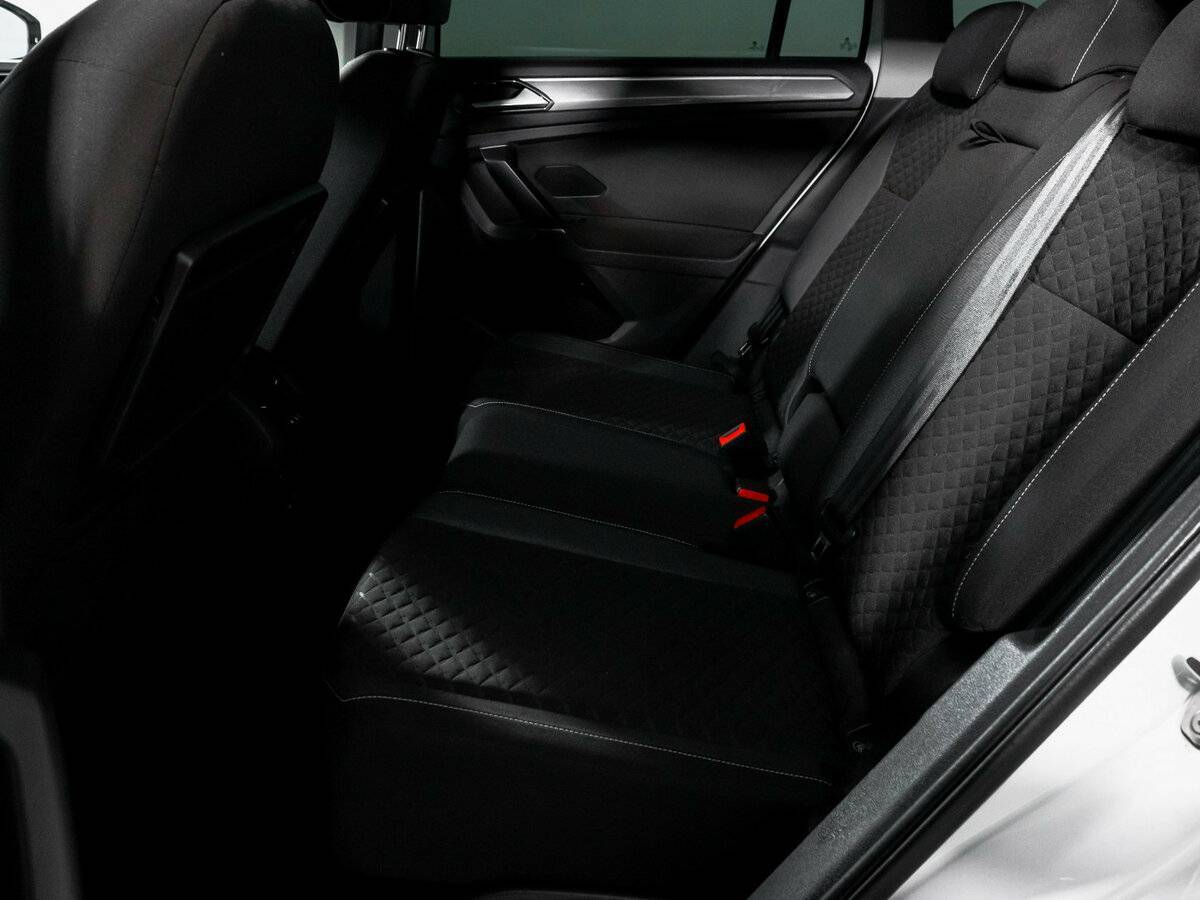 Volkswagen Tiguan с пробегом — 2018 год. Фото: #9