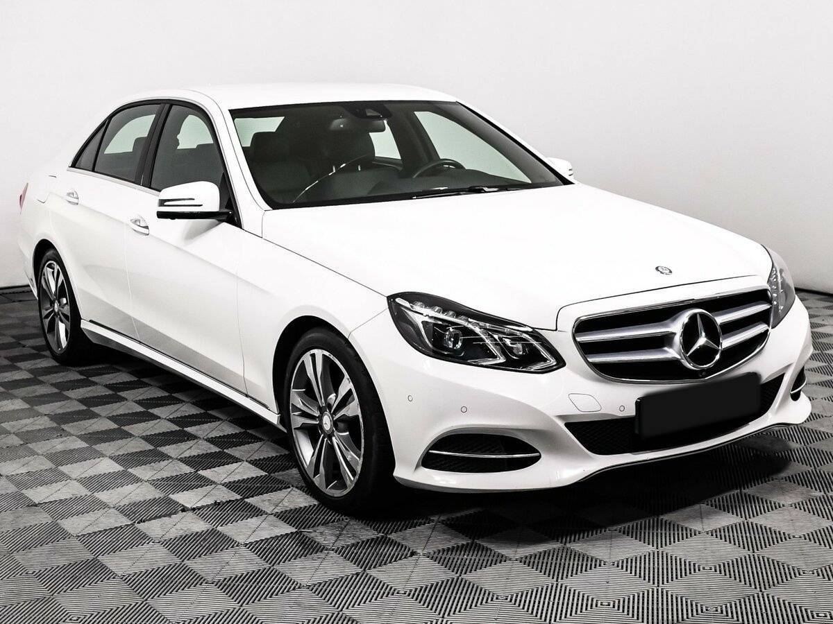 Mercedes-Benz E-Класс с пробегом — 2014 год. Фото: #2