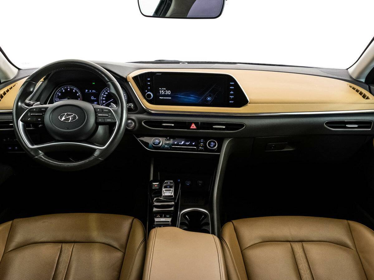 Hyundai Sonata с пробегом — 2020 год. Фото: #9