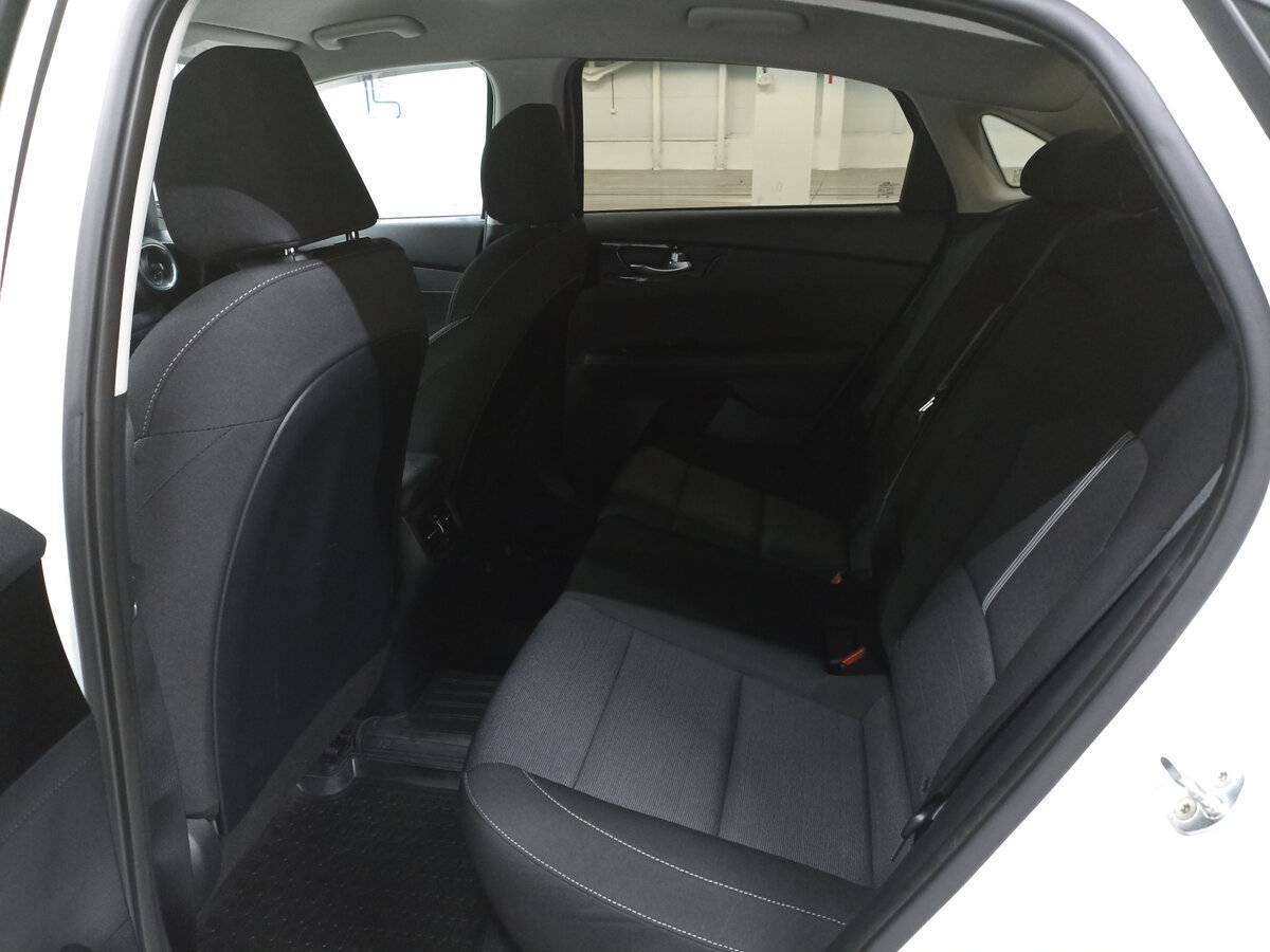 Kia Cerato с пробегом — 2019 год. Фото: #11