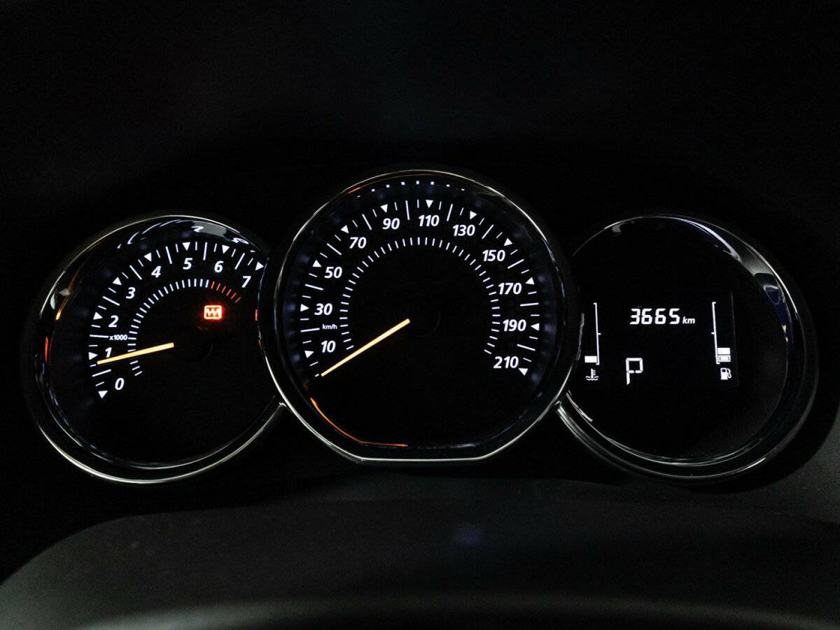 Renault Sandero с пробегом — 2021 год. Фото: #11