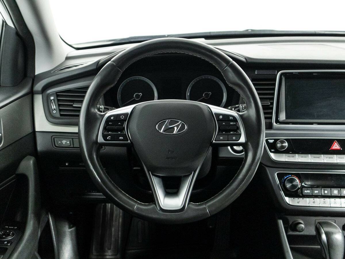 Hyundai Sonata с пробегом — 2019 год. Фото: #19