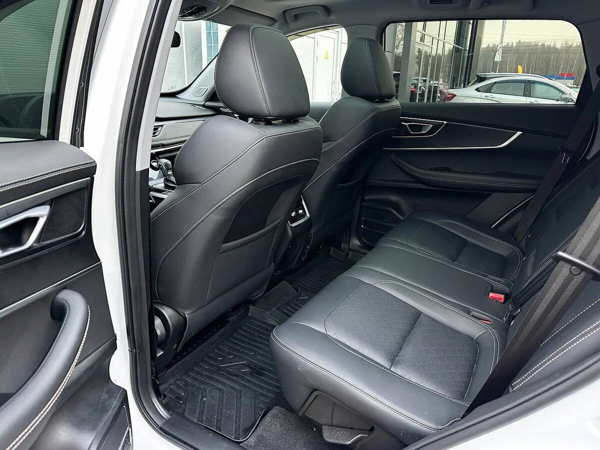 Chery Tiggo 8 с пробегом — 2022 год. Фото: #10