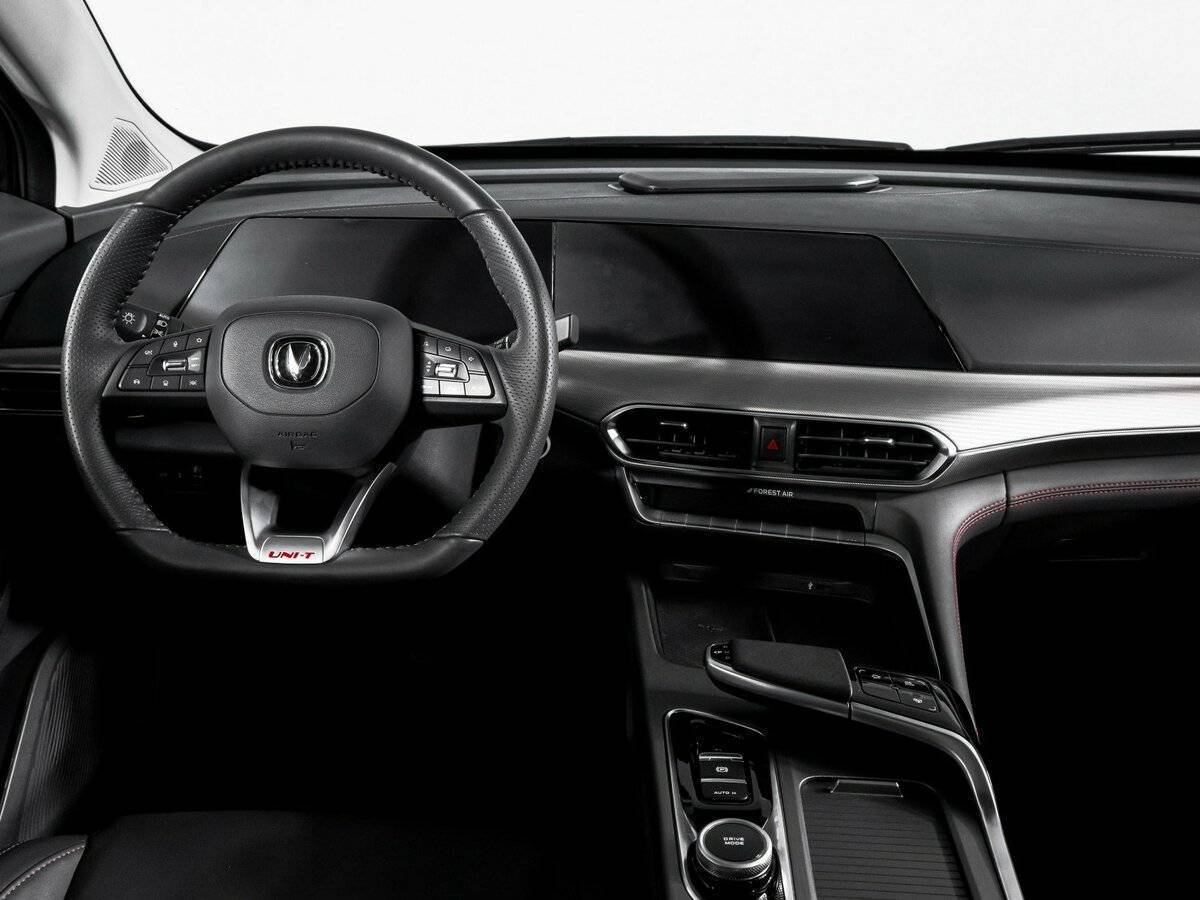 Changan UNI-T с пробегом — 2023 год. Фото: #11