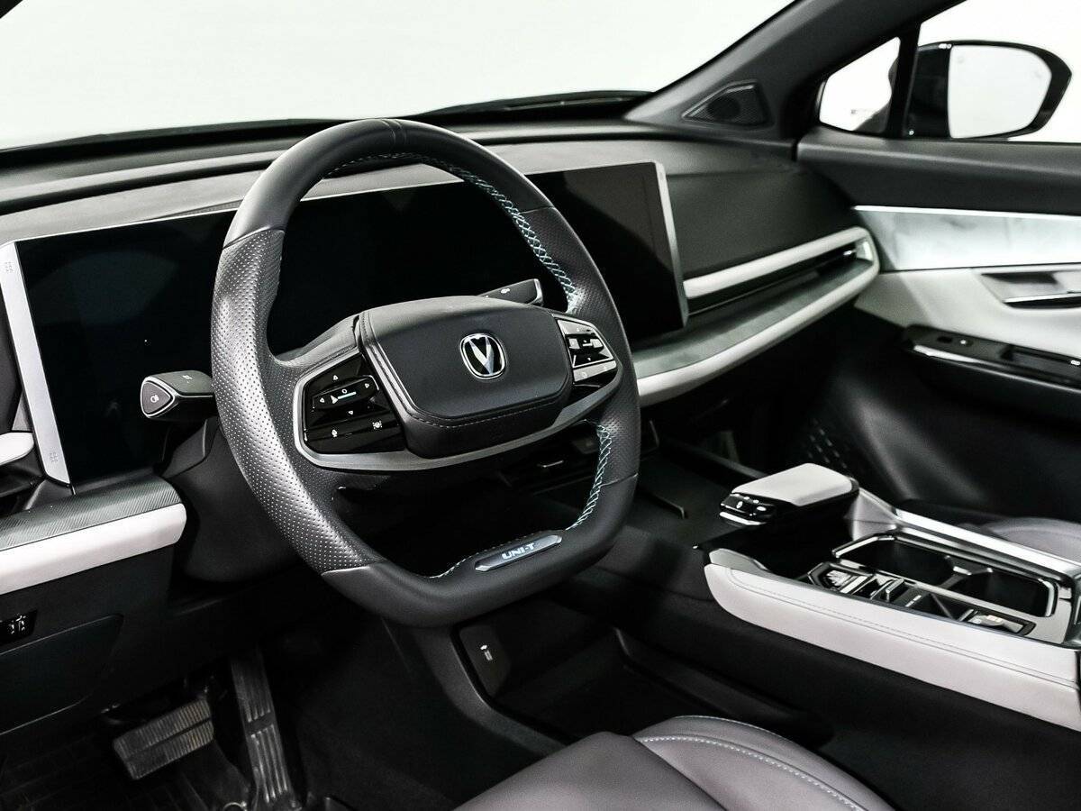 Changan UNI-T с пробегом — 2023 год. Фото: #11