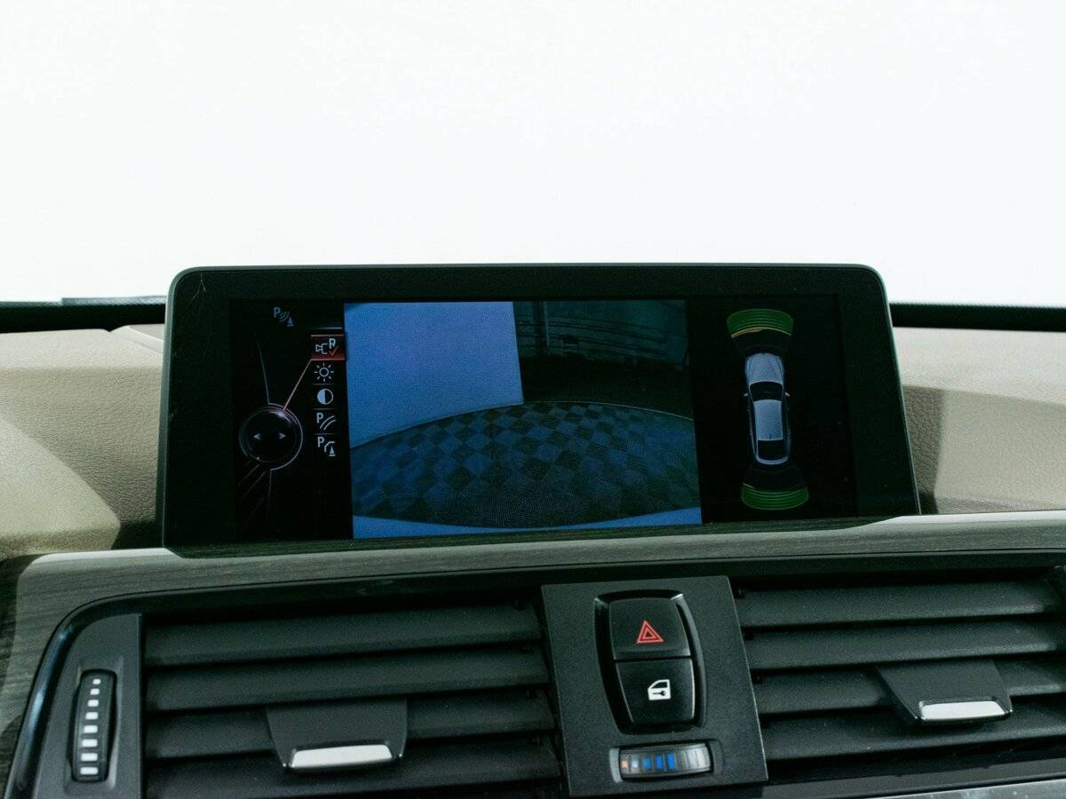 BMW 3 серии с пробегом — 2013 год. Фото: #17