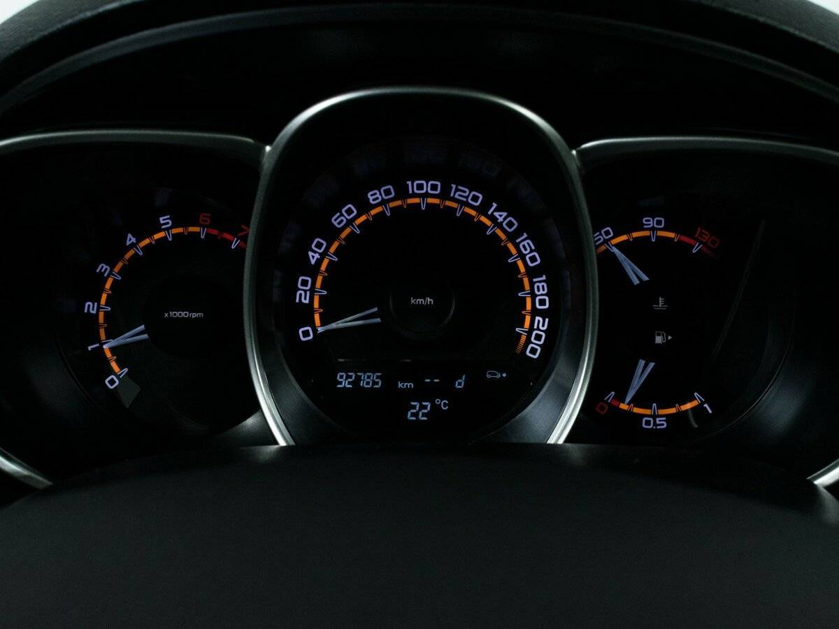 Lada (ВАЗ) Vesta с пробегом — 2021 год. Фото: #10