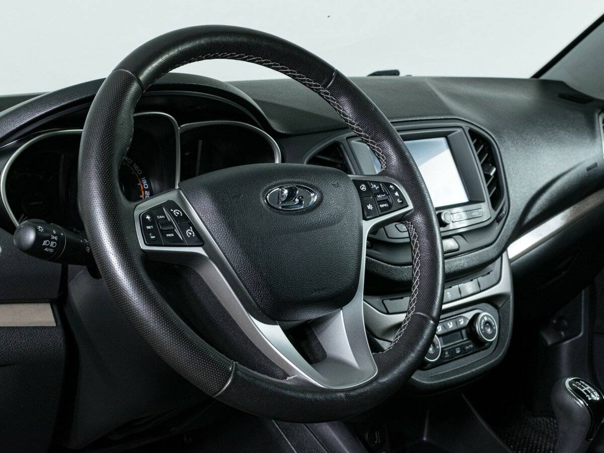 Lada (ВАЗ) Vesta с пробегом — 2021 год. Фото: #11