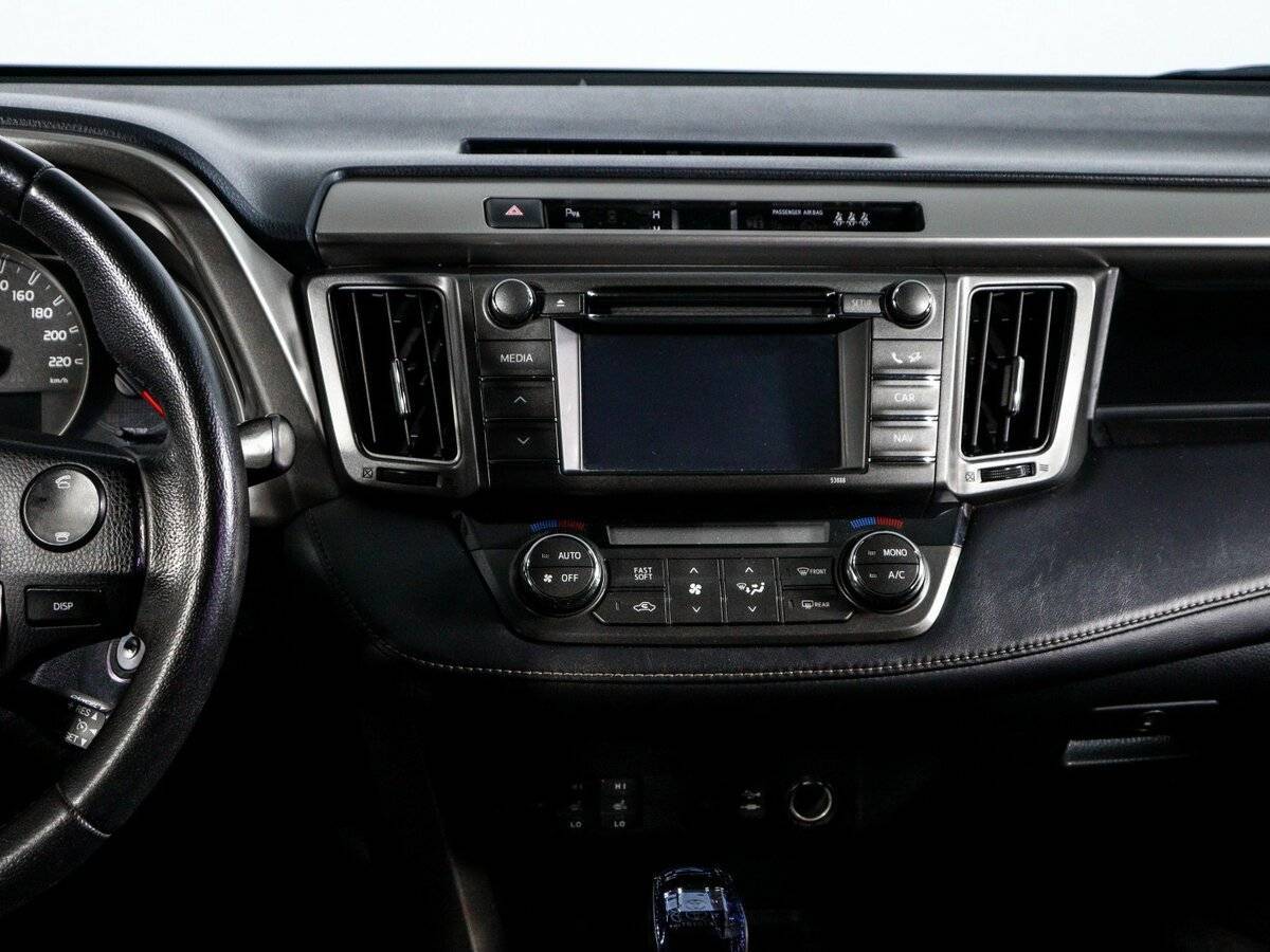 Toyota RAV4 с пробегом — 2013 год. Фото: #12