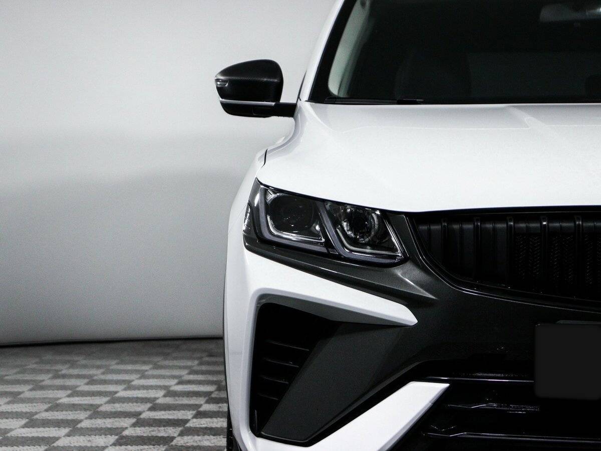 Geely Coolray с пробегом — 2023 год. Фото: #17