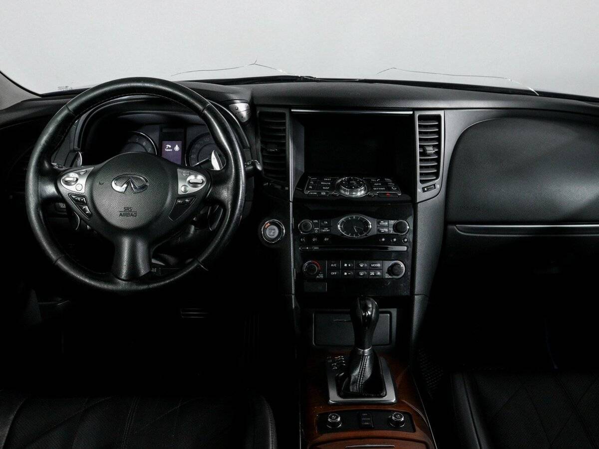 Infiniti FX с пробегом — 2012 год. Фото: #11