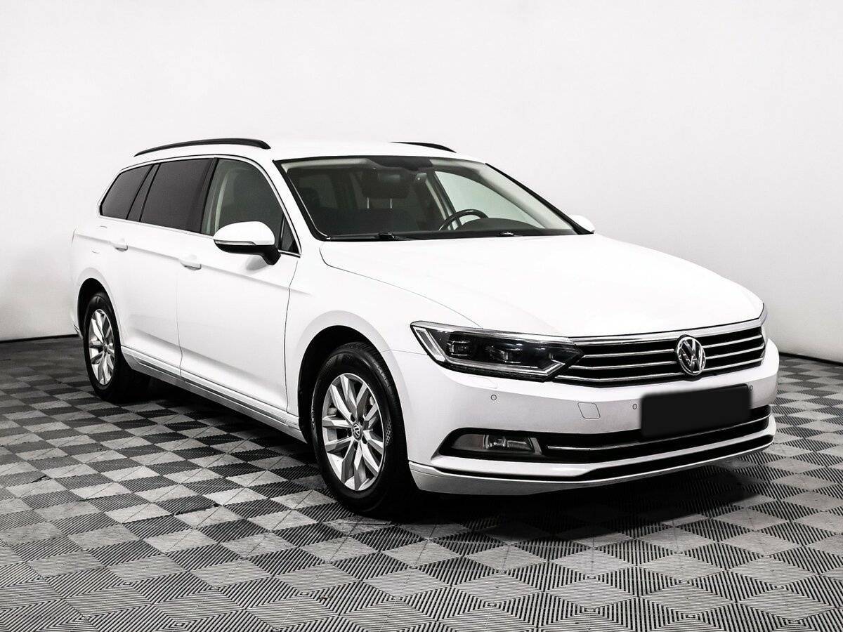 Volkswagen Passat с пробегом — 2018 год. Фото: #2
