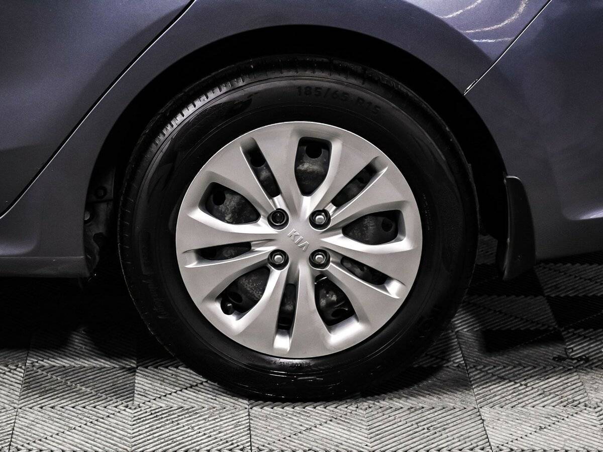 Kia Rio с пробегом — 2017 год. Фото: #13