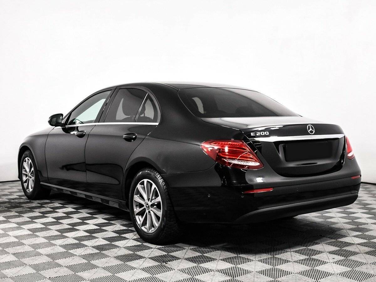 Mercedes-Benz E-Класс с пробегом — 2017 год. Фото: #6