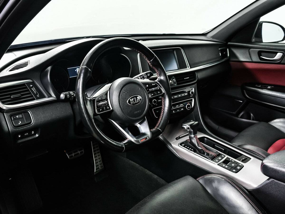 Kia Optima с пробегом — 2018 год. Фото: #12