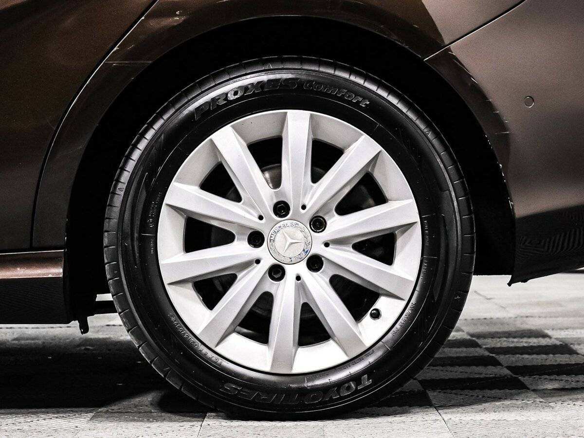 Mercedes-Benz B-Класс с пробегом — 2015 год. Фото: #13