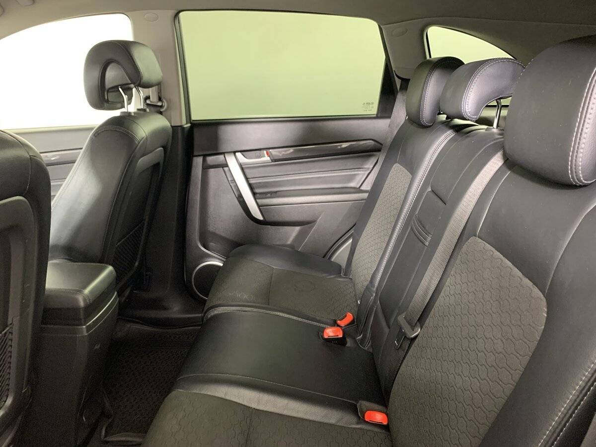 Chevrolet Captiva с пробегом — 2014 год. Фото: #17