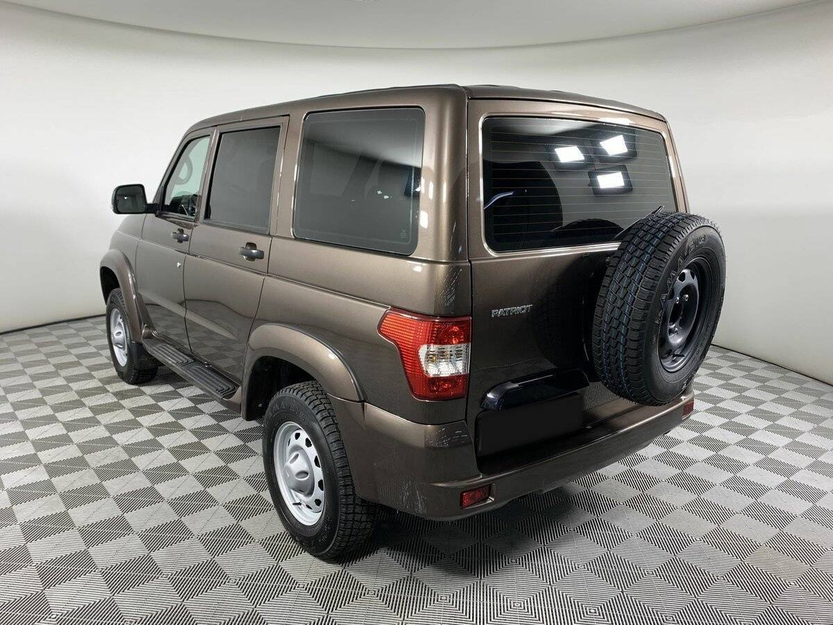 УАЗ Patriot с пробегом — 2023 год. Фото: #6
