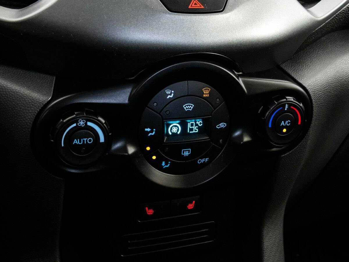 Ford EcoSport с пробегом — 2016 год. Фото: #13