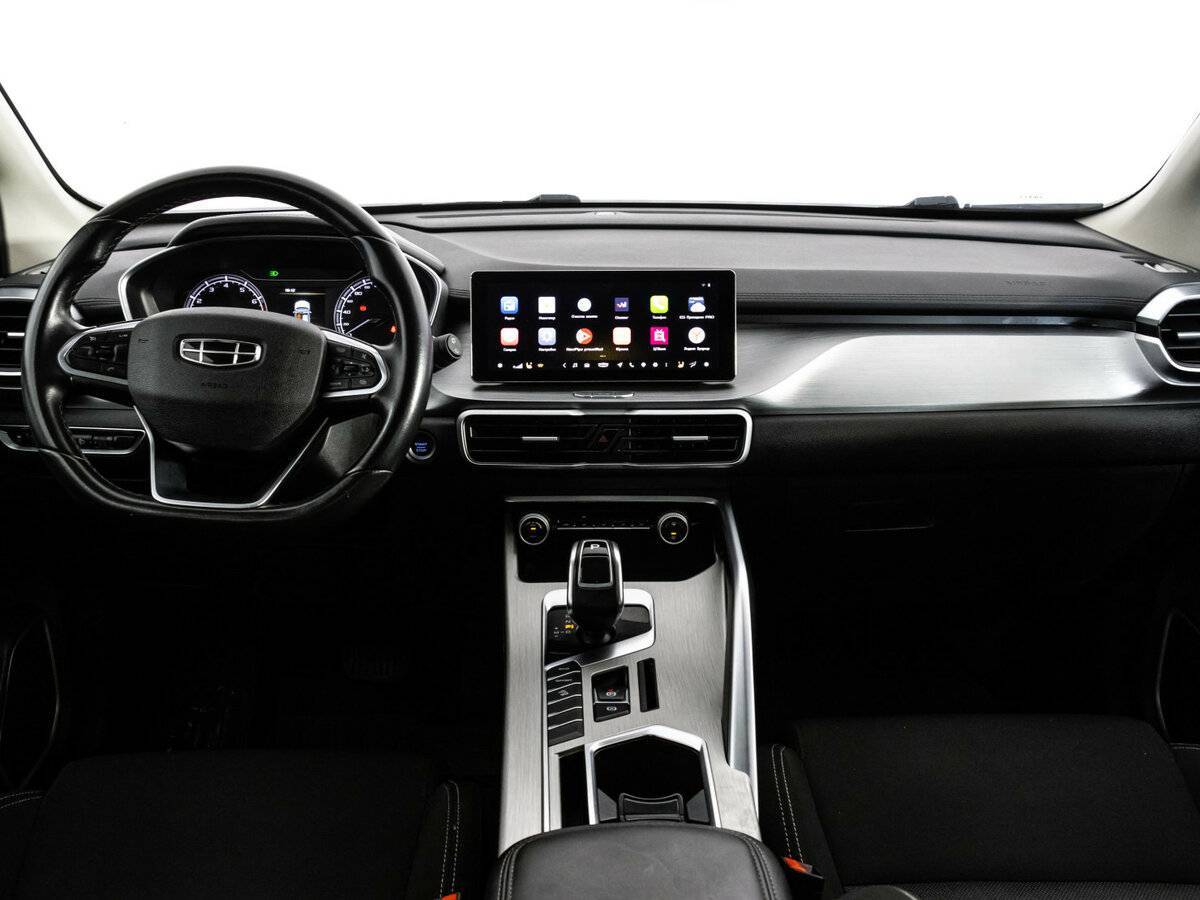 Geely Coolray с пробегом — 2022 год. Фото: #9
