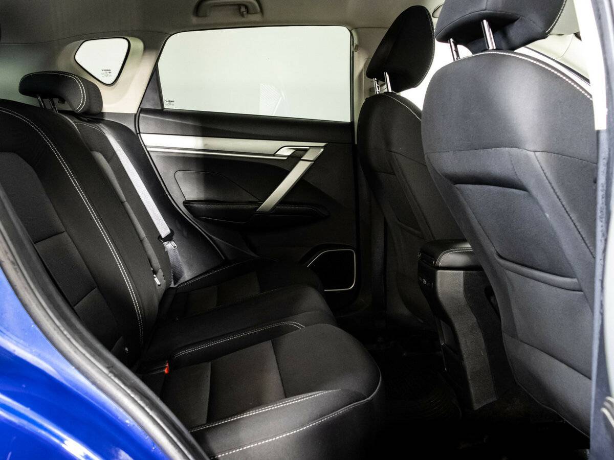 Geely Coolray с пробегом — 2022 год. Фото: #14