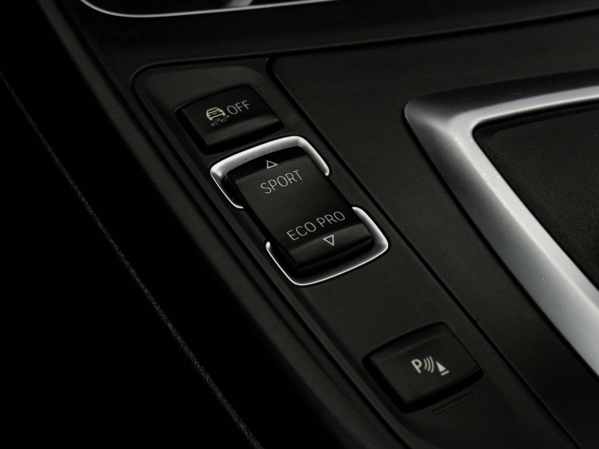 BMW 1 серии с пробегом — 2017 год. Фото: #16