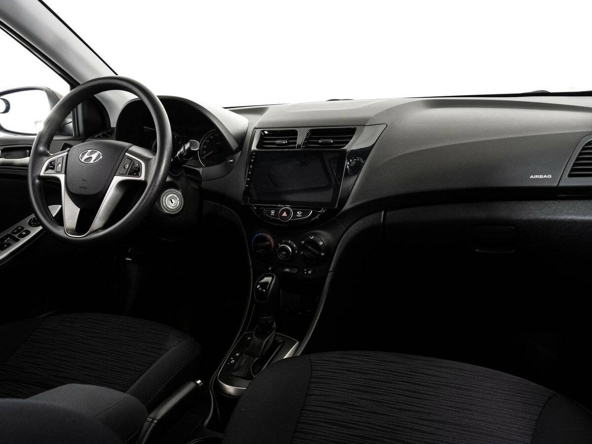 Hyundai Solaris с пробегом — 2016 год. Фото: #6