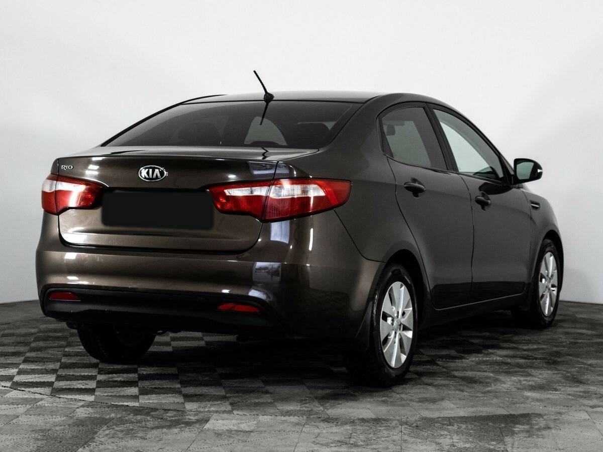 Kia Rio с пробегом — 2014 год. Фото: #4