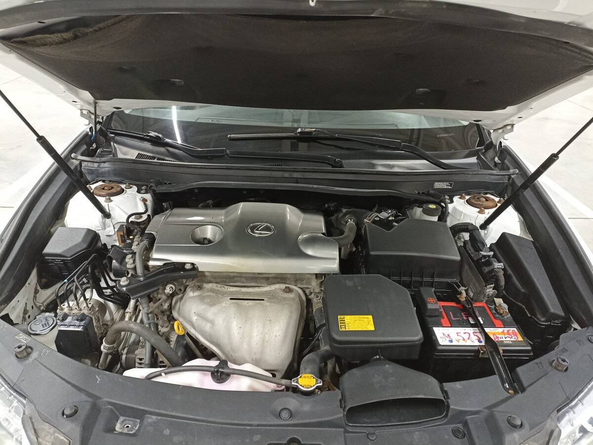 Lexus ES с пробегом — 2013 год. Фото: #8