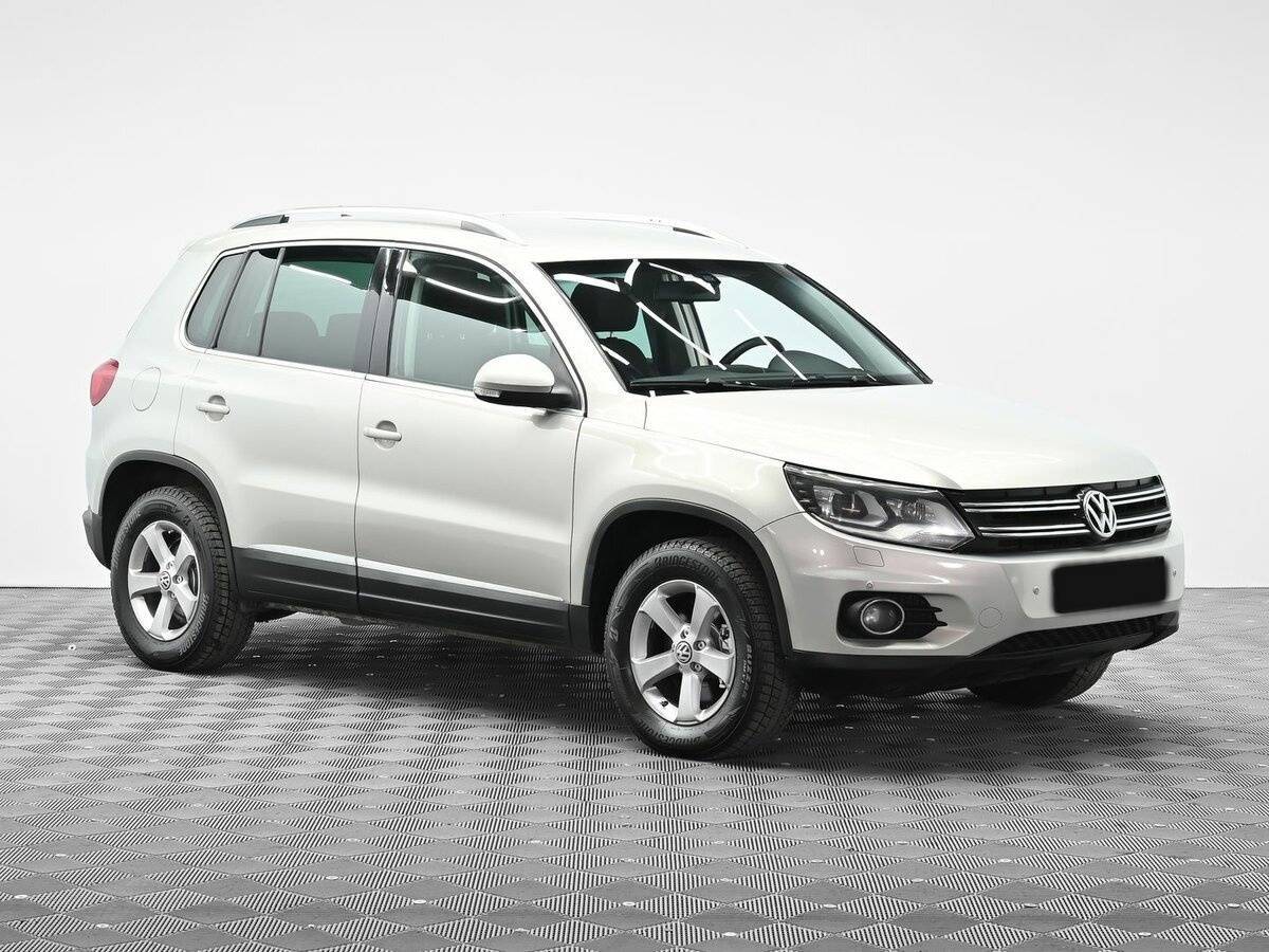 Volkswagen Tiguan с пробегом — 2012 год. Фото: #1