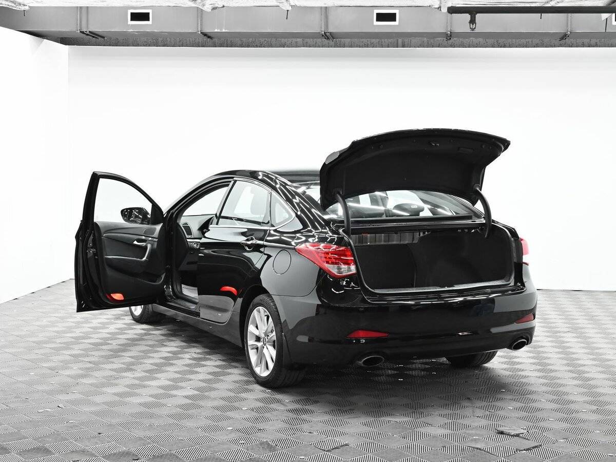 Hyundai i40 с пробегом — 2015 год. Фото: #4