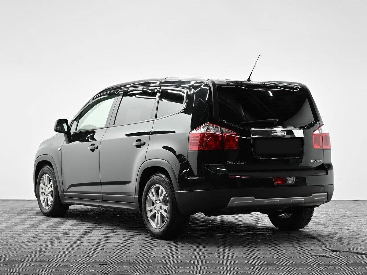 Chevrolet Orlando с пробегом — 2013 год. Фото: #2