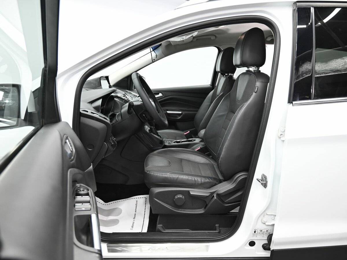 Ford Kuga с пробегом — 2013 год. Фото: #5