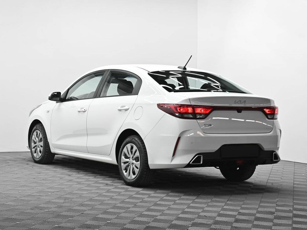 Kia Rio с пробегом — 2022 год. Фото: #2
