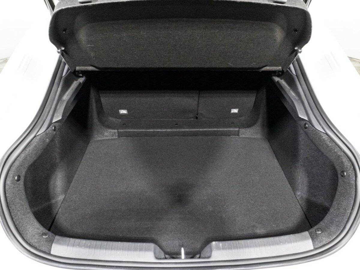 Changan UNI-V с пробегом — 2023 год. Фото: #14