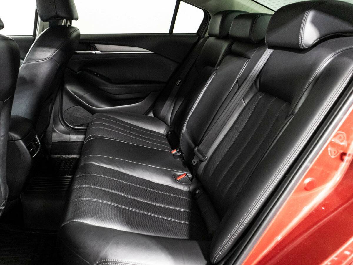 Mazda 6 с пробегом — 2021 год. Фото: #9