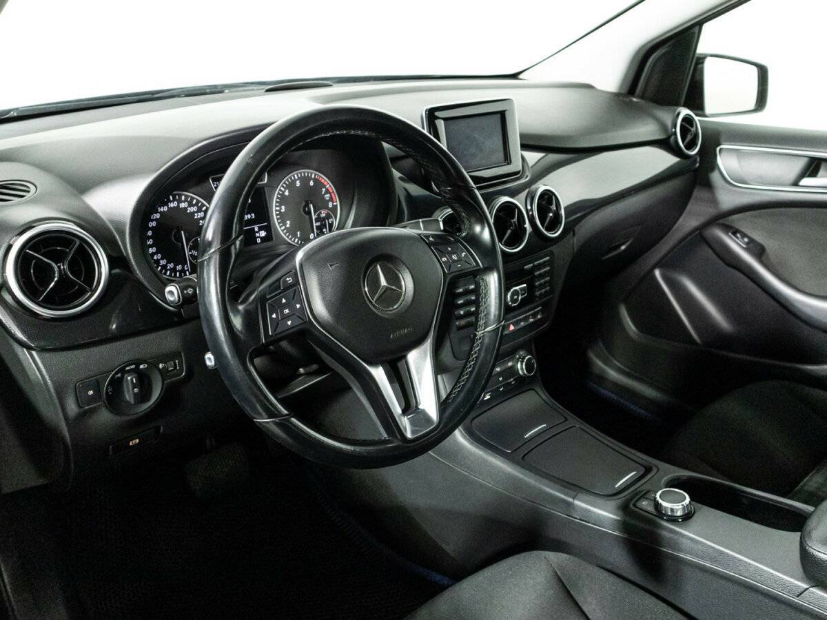 Mercedes-Benz B-Класс с пробегом — 2012 год. Фото: #10