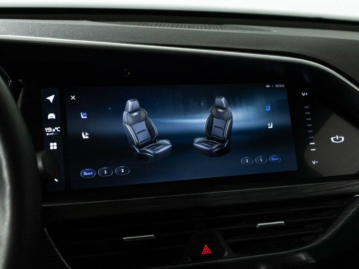 Geely Tugella с пробегом — 2023 год. Фото: #22