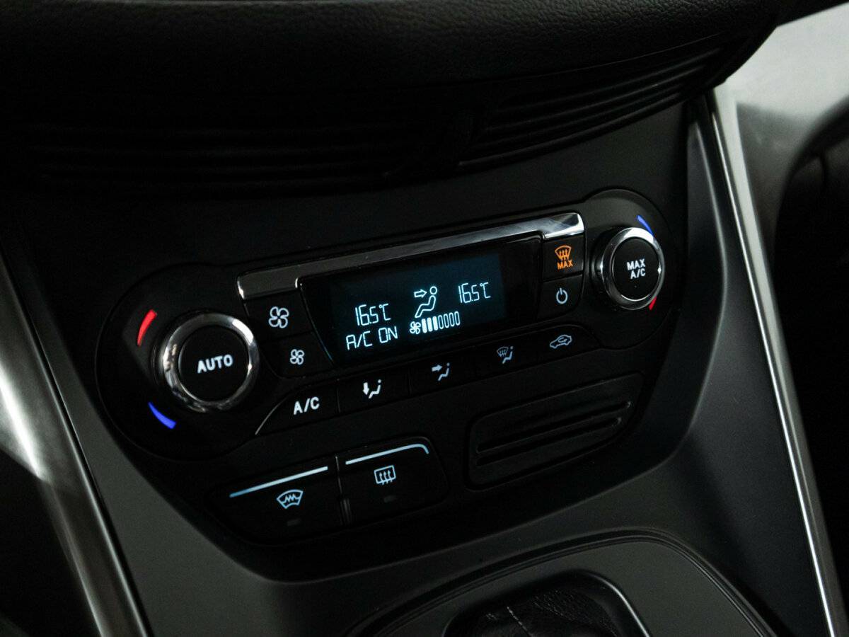 Ford Kuga с пробегом — 2016 год. Фото: #18