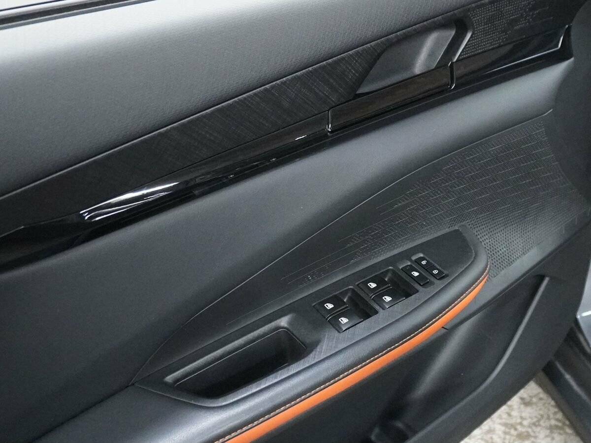 Changan UNI-V с пробегом — 2022 год. Фото: #17