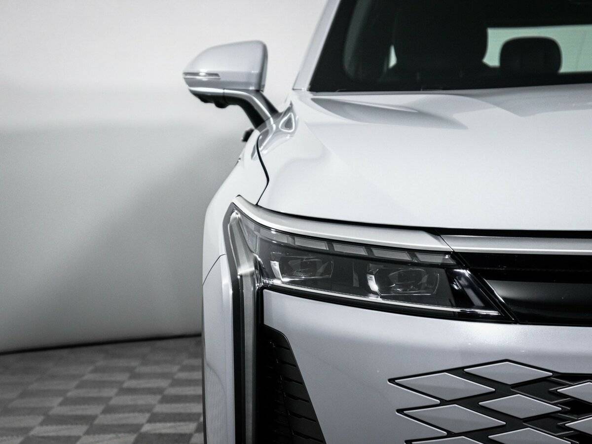 EXEED RX с пробегом — 2024 год. Фото: #16