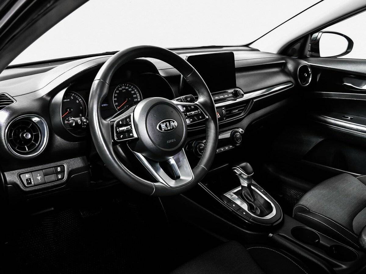 Kia Cerato с пробегом — 2021 год. Фото: #12