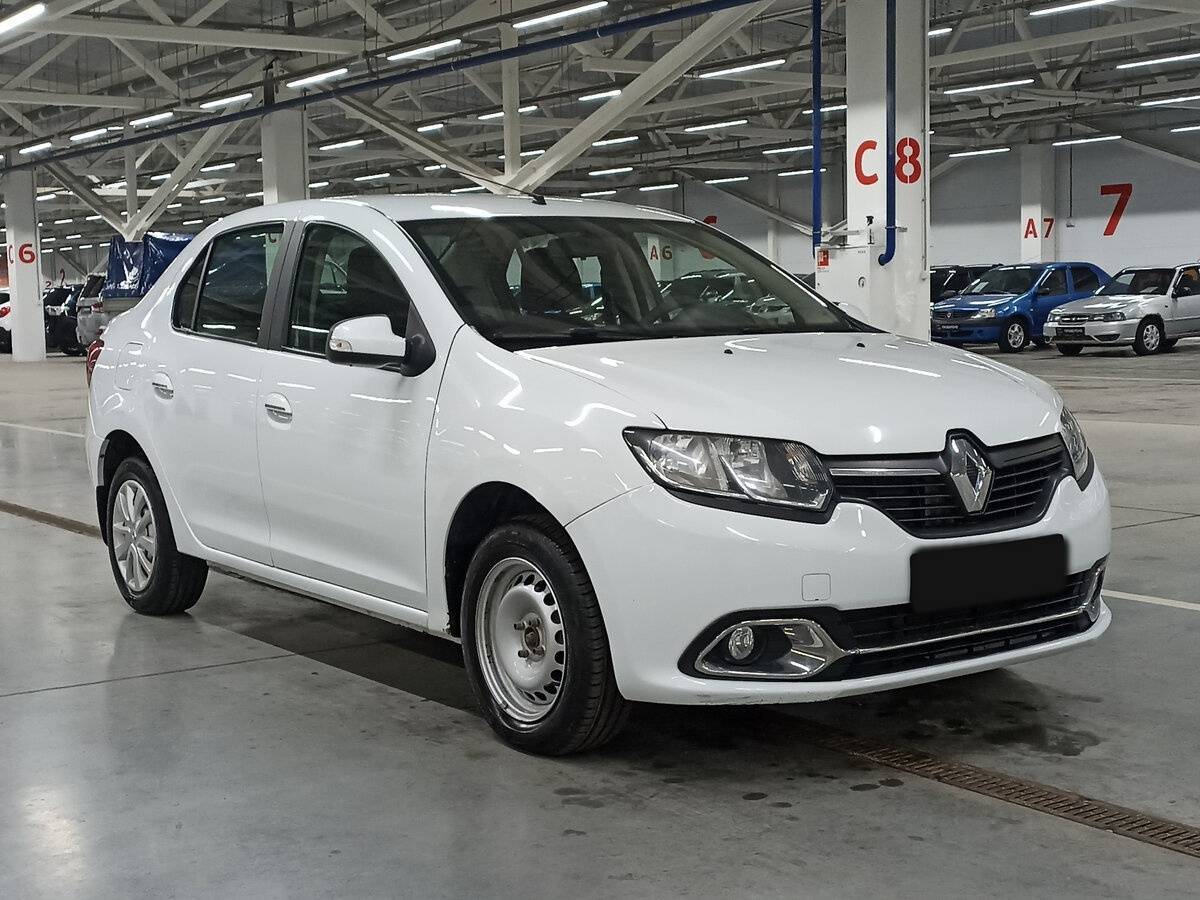 Renault Logan с пробегом — 2017 год. Фото: #2