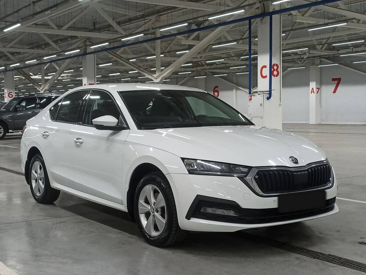 Skoda Octavia с пробегом — 2021 год. Фото: #2